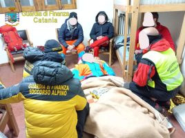 Paura per tre escursionisti bloccati sul versante nord dell’Etna