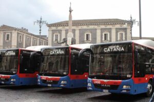 Catania, autista Amts minacciato da un uomo armato di pistola