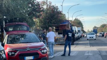 Riposto, posti di blocco e controlli della Polizia Locale: quasi 6mila euro di sanzioni